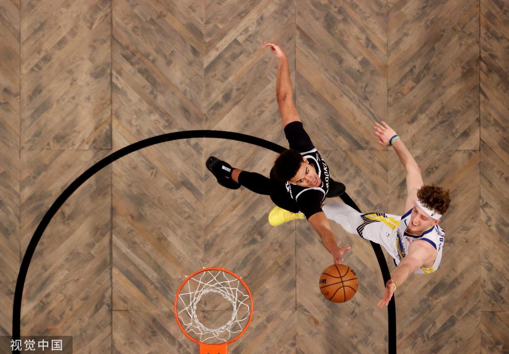 人敲响了警 人敲响了警