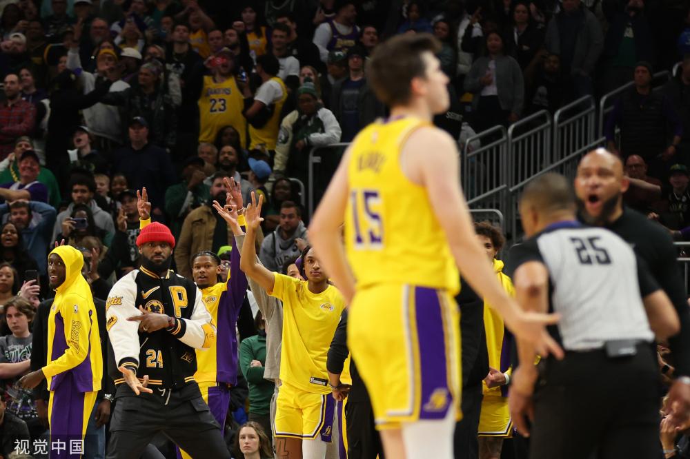 天津女排以 天津女排以