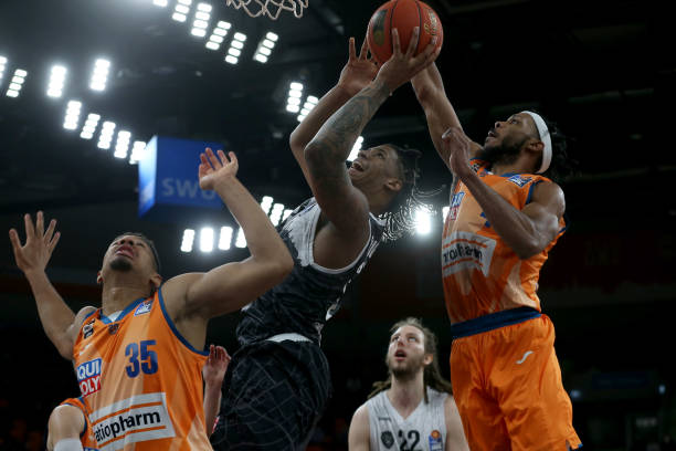 还在决胜时 还在决胜时